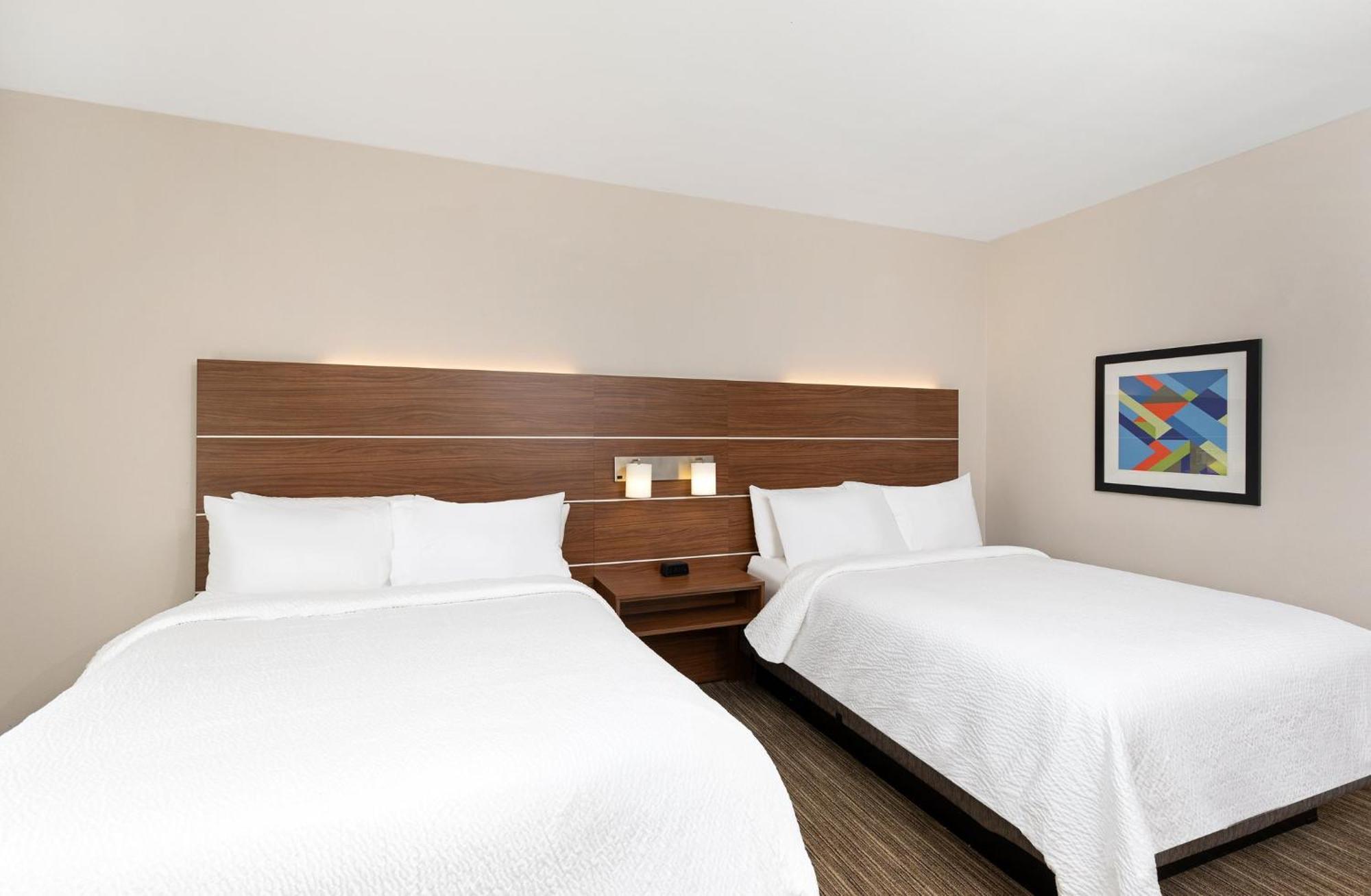 Holiday Inn Express Hotel & Suites Birmingham - Inverness 280 By Ihg Exterior photo